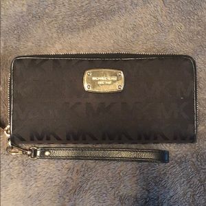 MK wallet